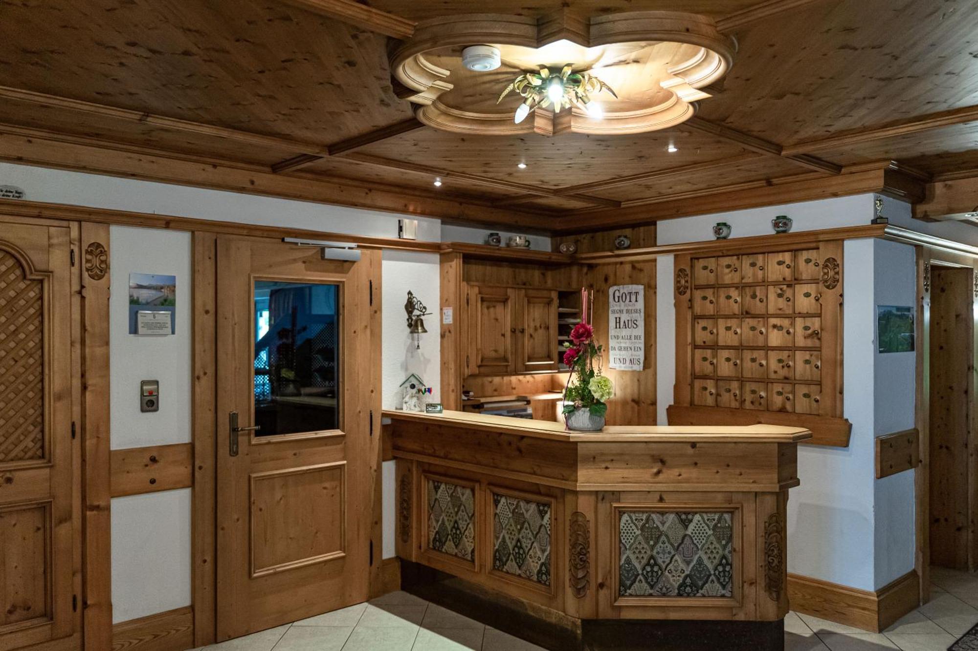 Der Braeuschmied Bed and Breakfast Lofer Buitenkant foto