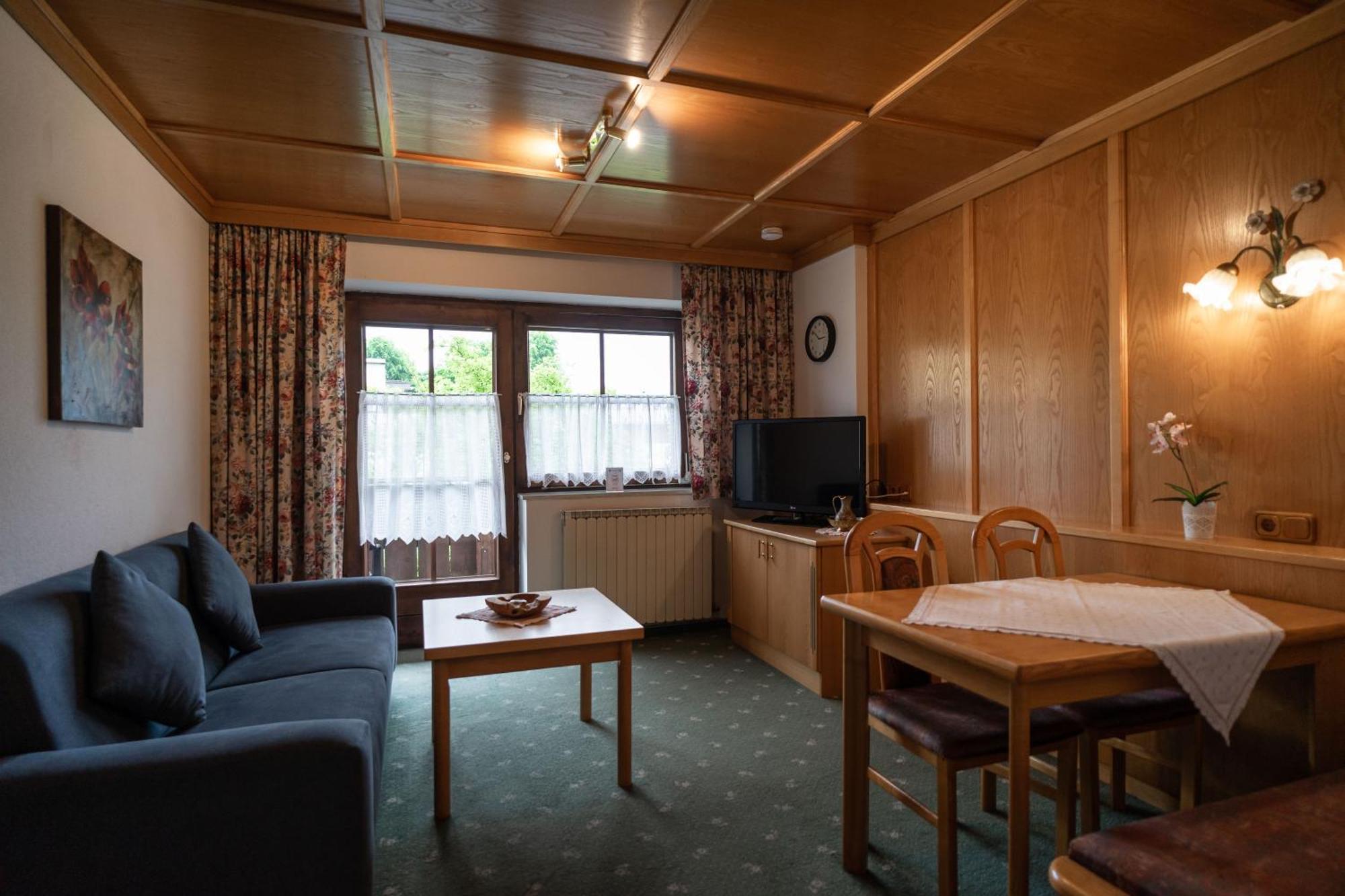 Der Braeuschmied Bed and Breakfast Lofer Buitenkant foto
